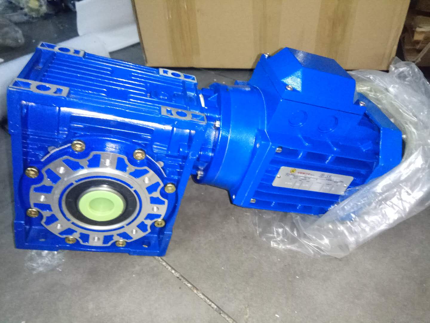 渦輪減速機，減速機RV25,NMRV025減速機,減速器