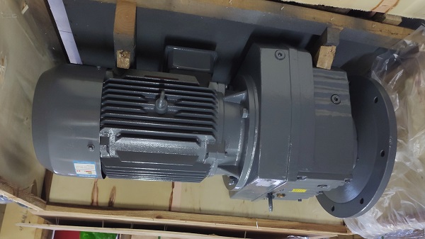 GRF107-40.37-Y160M-15KW-4P-D2(450)-M2-90&deg;減速機(jī),R系列減速機(jī)