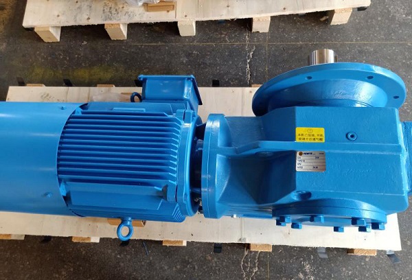 KF107-Y11KW-36.48-M5-A-180&deg;減速機(jī)