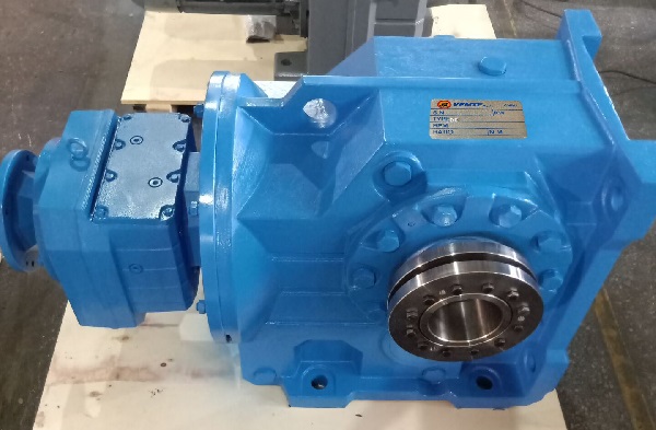 KA157RF97-290-SF180&times;180減速電機(jī)型號,KA系列減速機(jī)